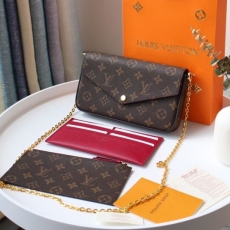 LV Purse